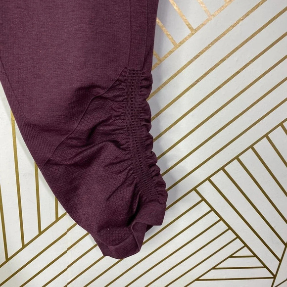 Lululemon In The Flow Crop II Heathered Bordeaux Drama Seamless Size US 8 - Picture 10 of 11